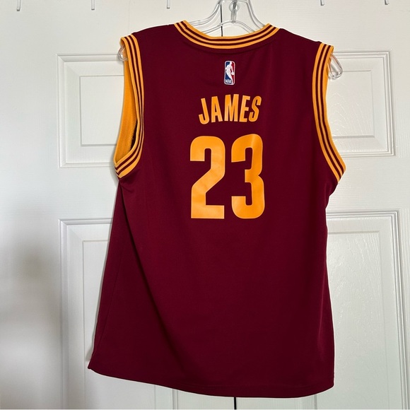 NBA Cleveland LeBron James Jersey - Picture 5 of 5